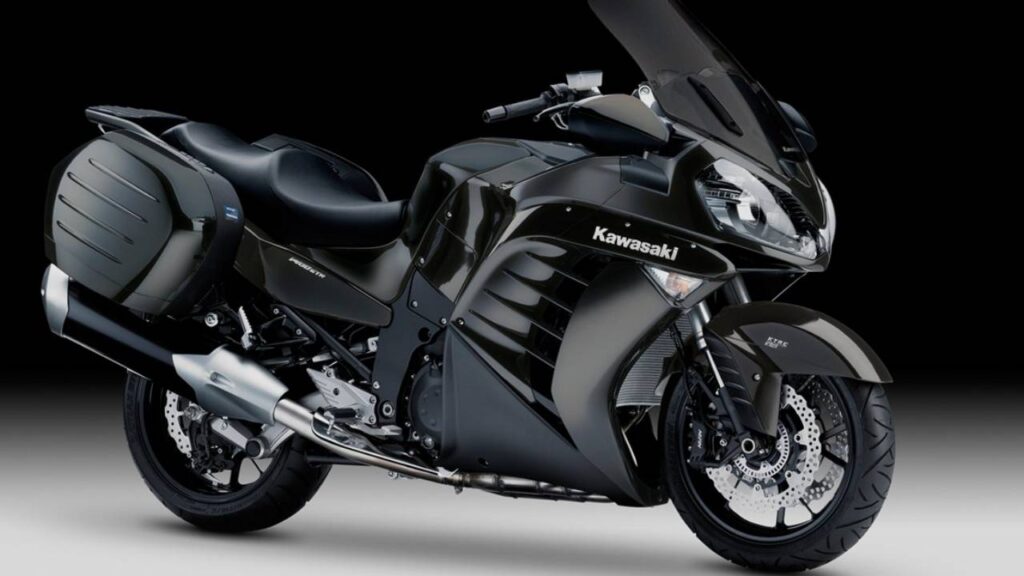 New 2026 Kawasaki 1400 GTR