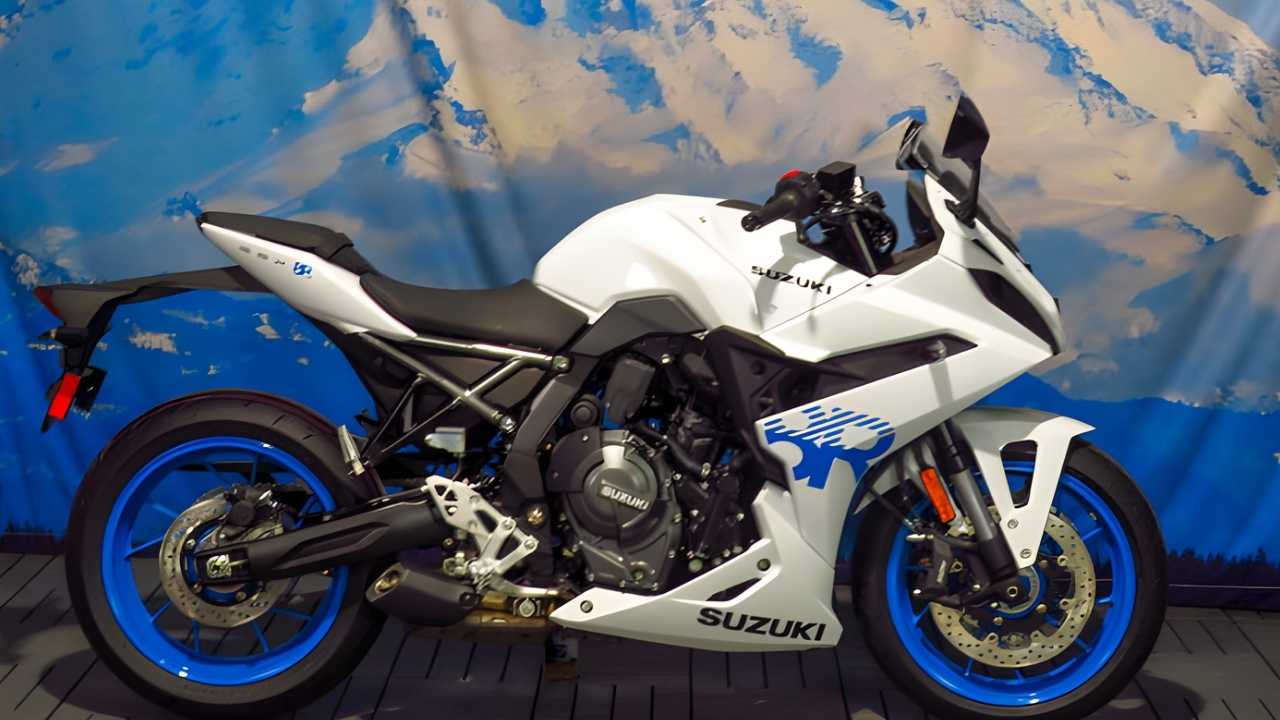 2026 Suzuki Hayabusa GSX-8R