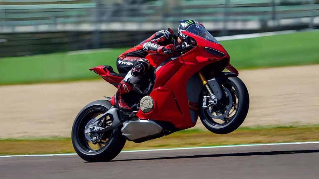 Ducati Recalls Over 10,000 Panigale, Streetfighter Bikes