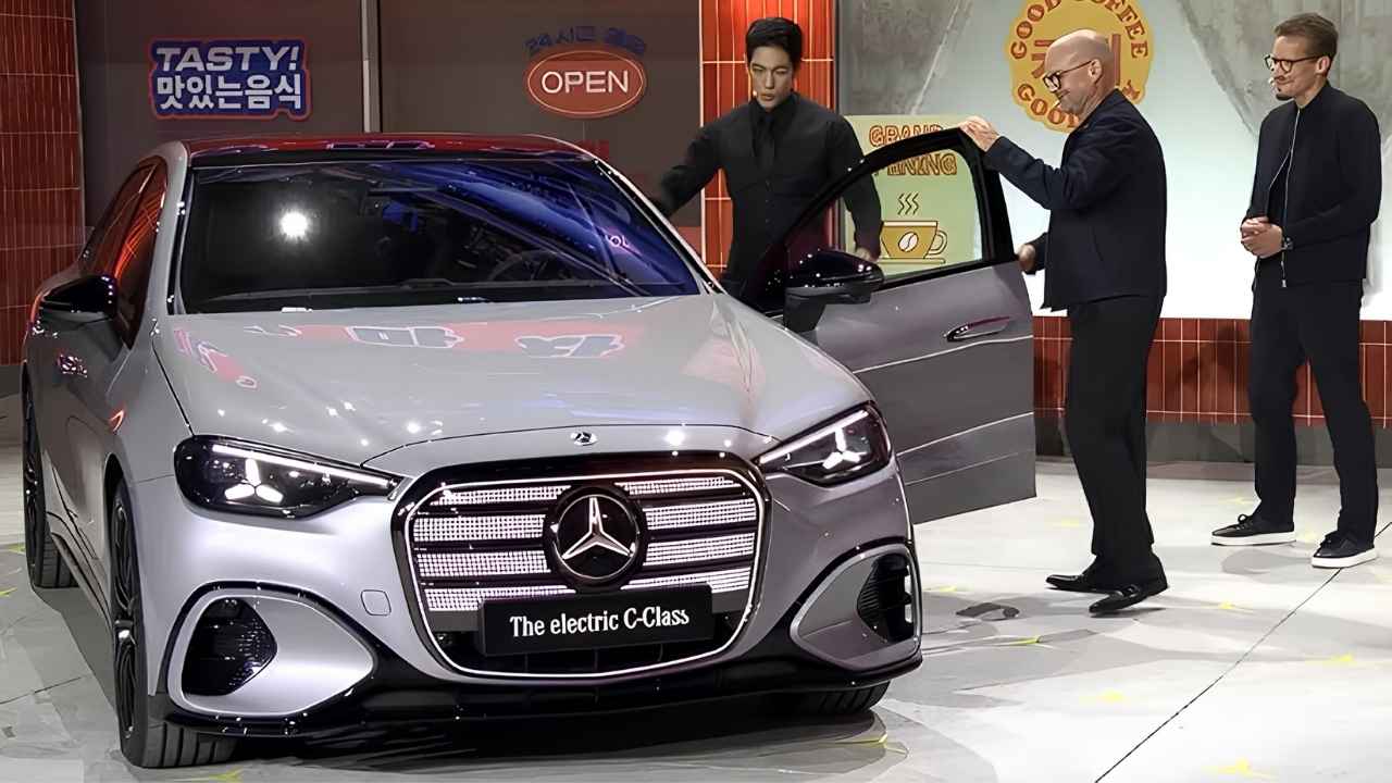 Mercedes-Benz C Class Electric Revealed